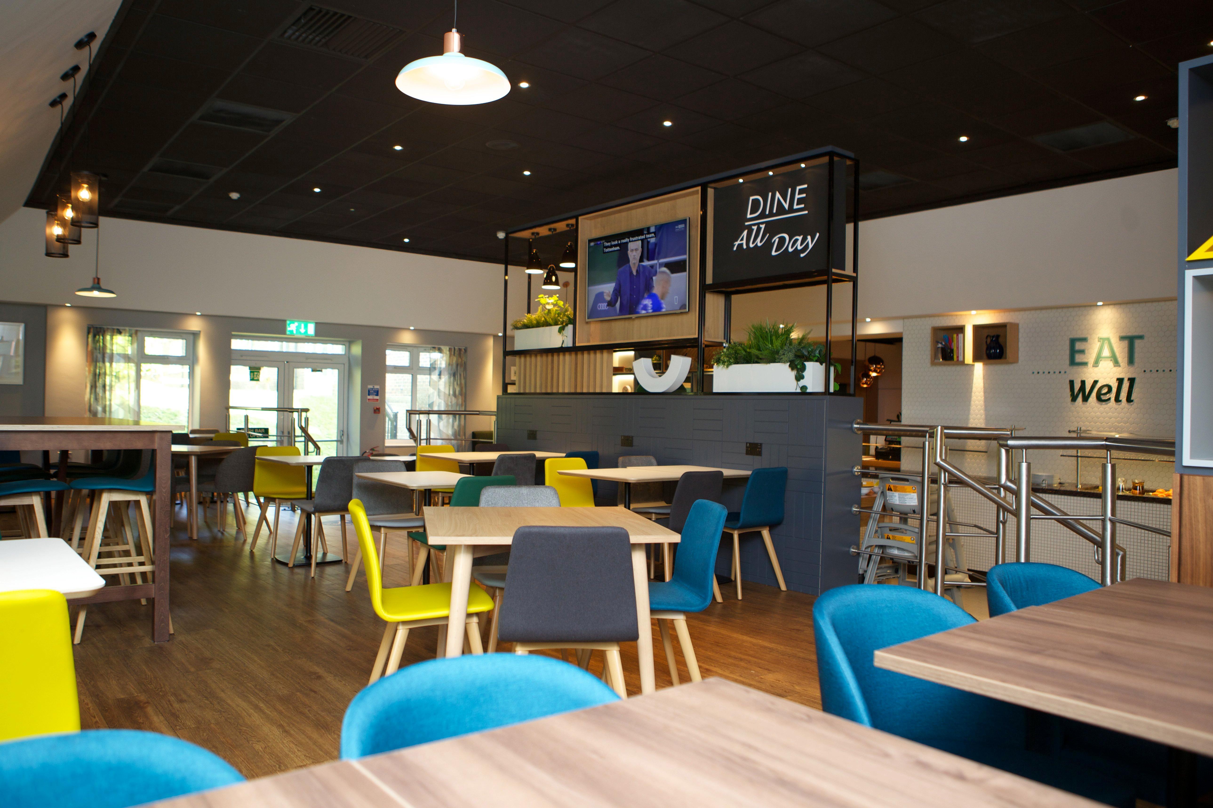 Holiday Inn Ashford - North A20 By Ihg Exteriör bild