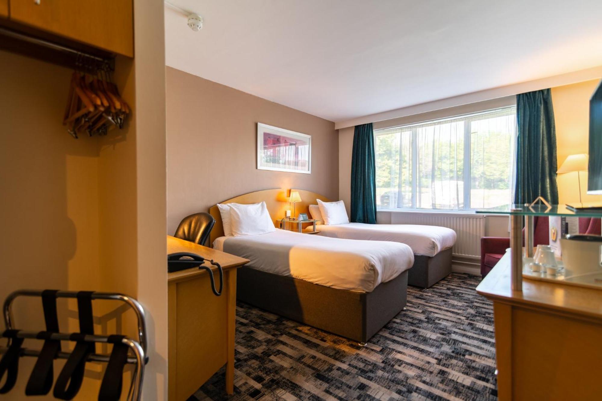 Holiday Inn Ashford - North A20 By Ihg Exteriör bild