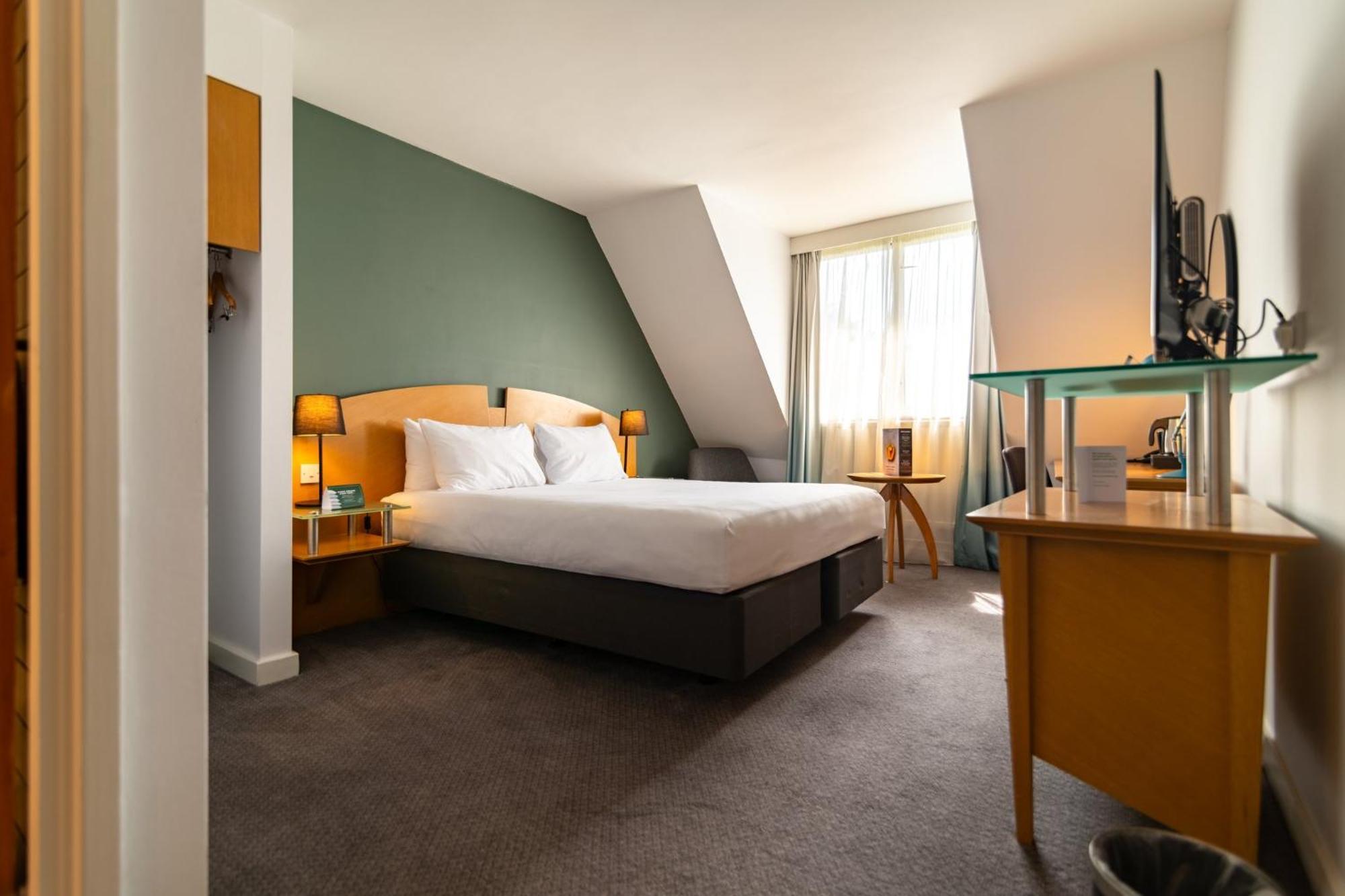 Holiday Inn Ashford - North A20 By Ihg Exteriör bild